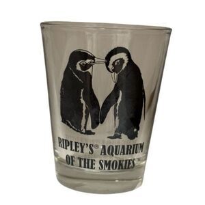 Ripley’s Aquarium Of The Smokies Gatlinburg Tennessee Shot Glass